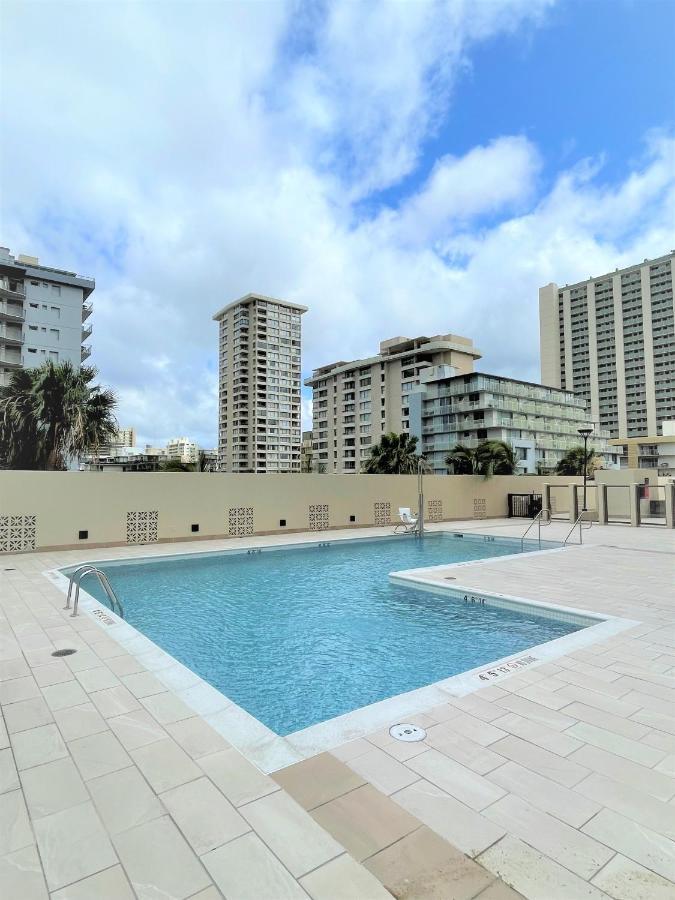 Royal Kuhio Resort ホノルル エクステリア 写真